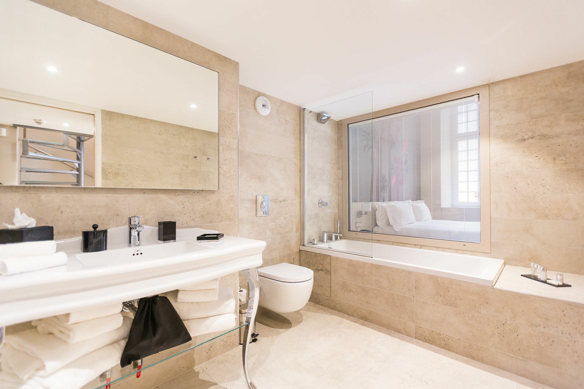 Palais Saleya Boutique Nice